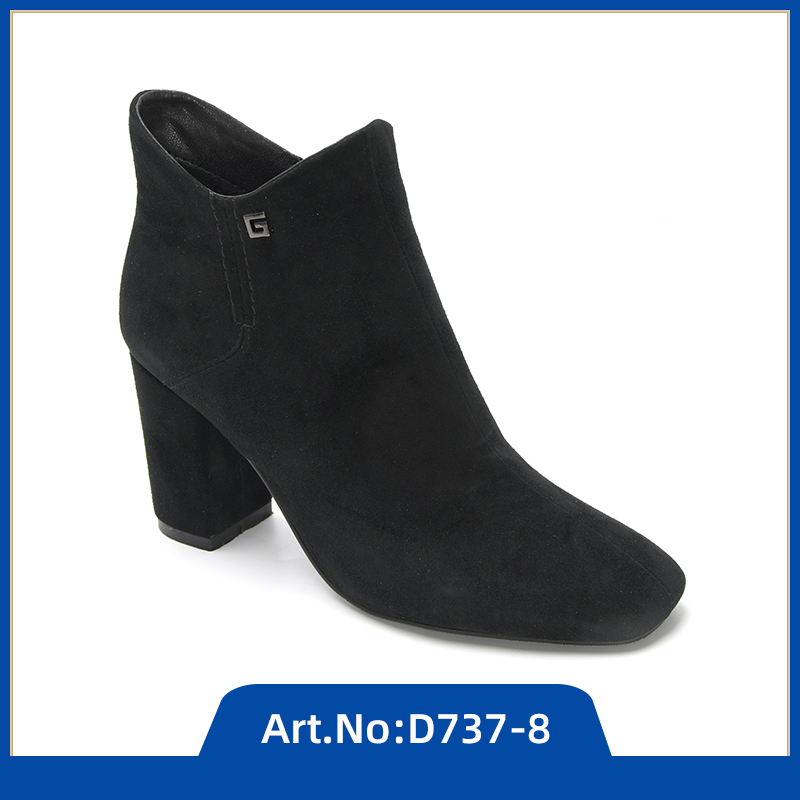 D737-8